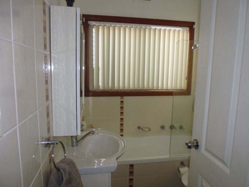 7 Trafalgar Street, Peakhurst NSW 2210