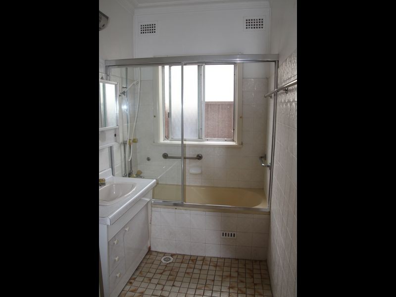 9 Napoleon Street, Riverwood NSW 2210