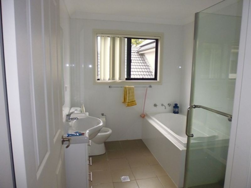 1/13-15 Amy Road, Peakhurst NSW 2210