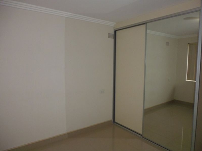 8/206 Victoria Road, Punchbowl NSW 2196