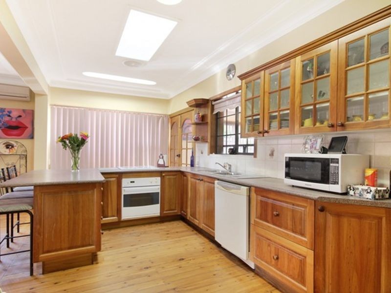 28 Elwin Street, Peakhurst NSW 2210