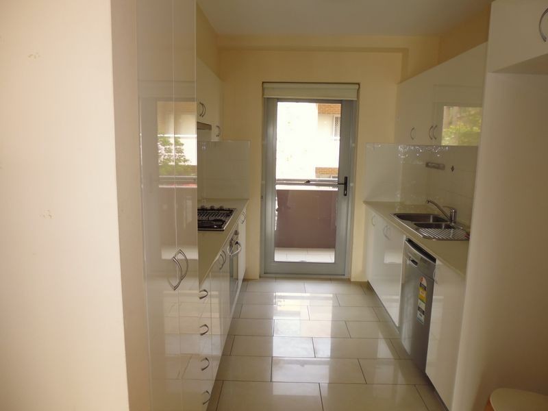 11/8-12 Coleridge Street, Riverwood NSW 2210