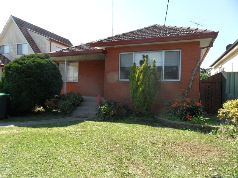 38 Morotai Avenue, Riverwood NSW 2210