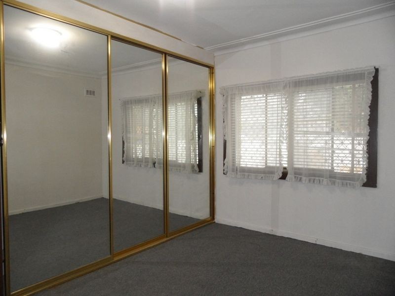 259 Bonds Road, Riverwood NSW 2210