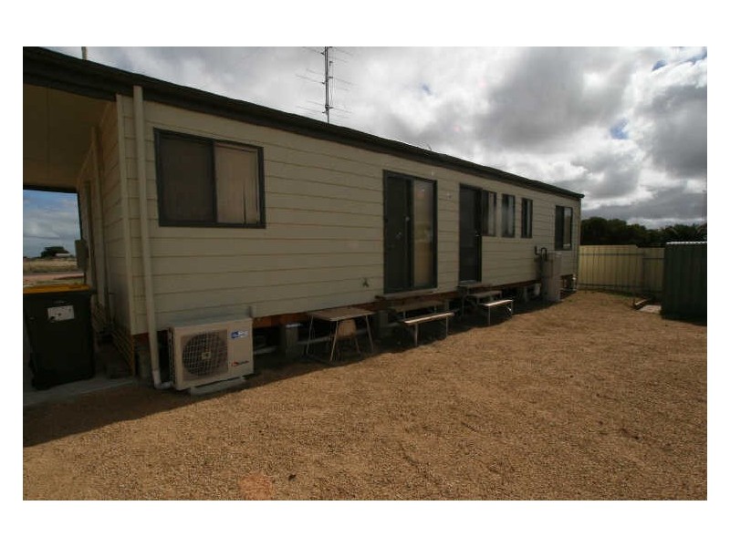 8 Haylock Road, North Moonta SA 5558