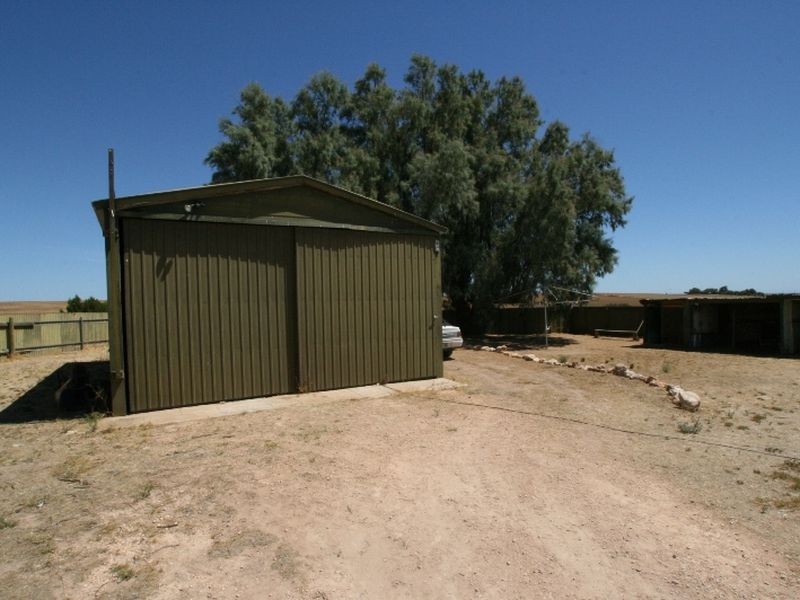 803 Maitland Road, Moonta SA 5558
