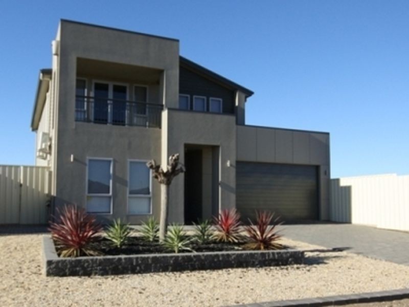 4 Farrell Road, Wallaroo SA 5556