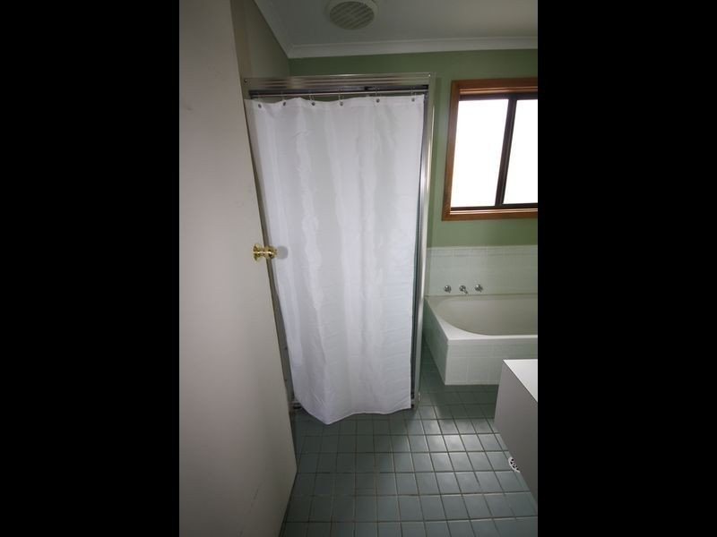 2a Leonard Street, Wallaroo SA 5556