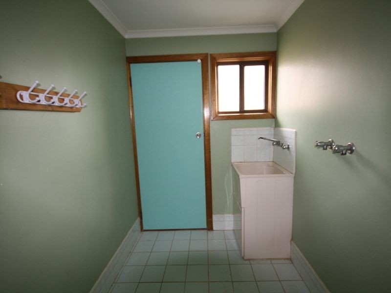 2a Leonard Street, Wallaroo SA 5556