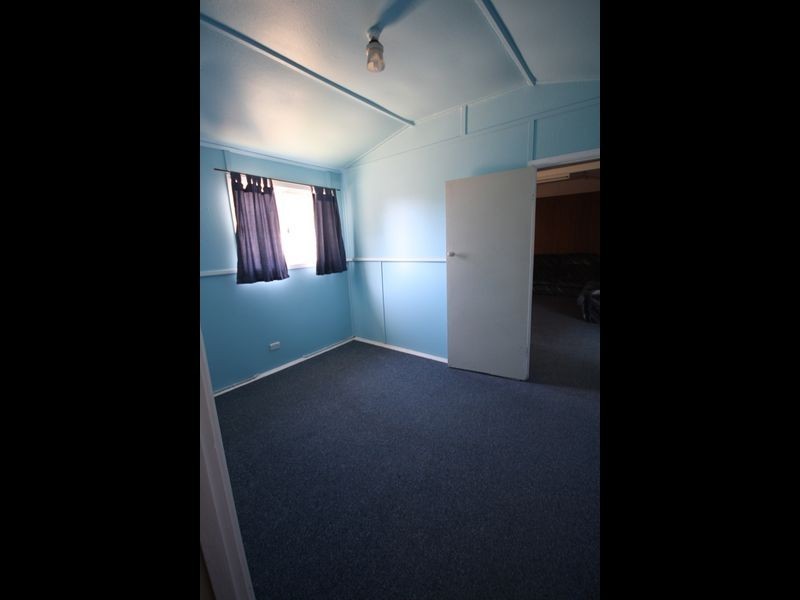 8 Michele Street, North Beach SA 5556