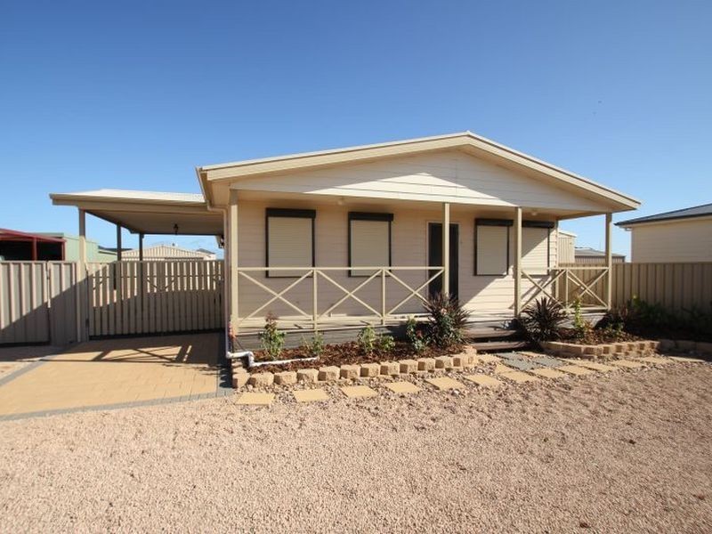 6 Reynolds Street, Moonta Bay SA 5558