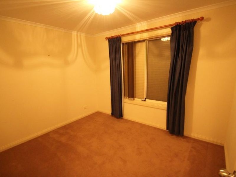 6 Reynolds Street, Moonta Bay SA 5558