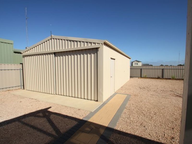 6 Reynolds Street, Moonta Bay SA 5558