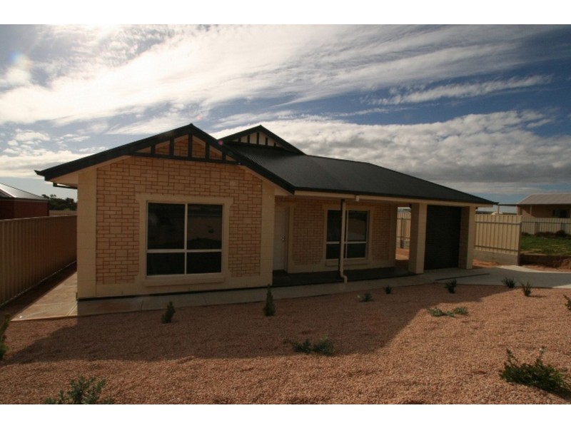 38 Gill Street, Moonta Bay SA 5558