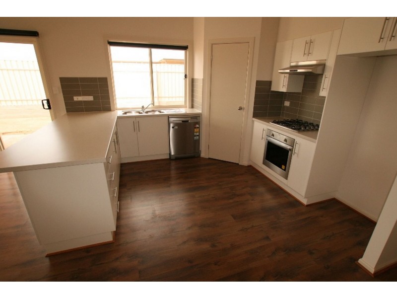 38 Gill Street, Moonta Bay SA 5558