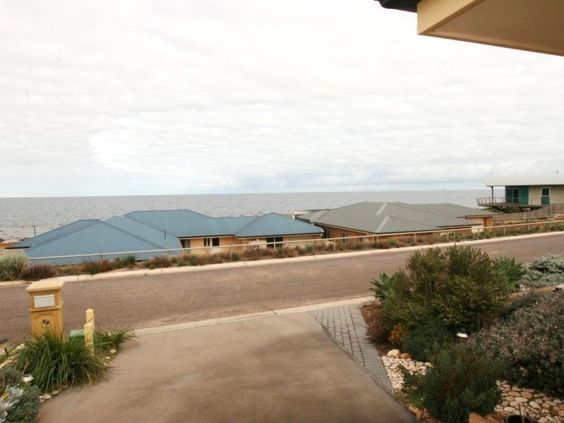6 Kay Drive, North Beach SA 5556