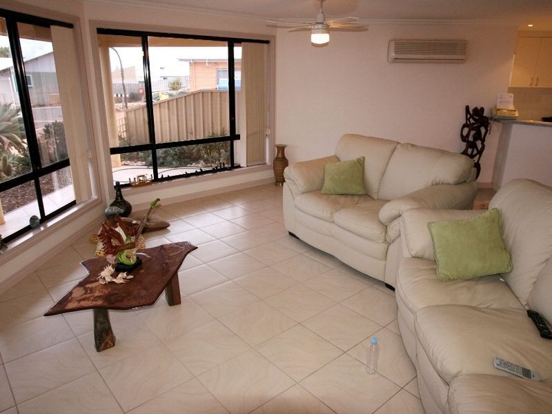 6 Kay Drive, North Beach SA 5556