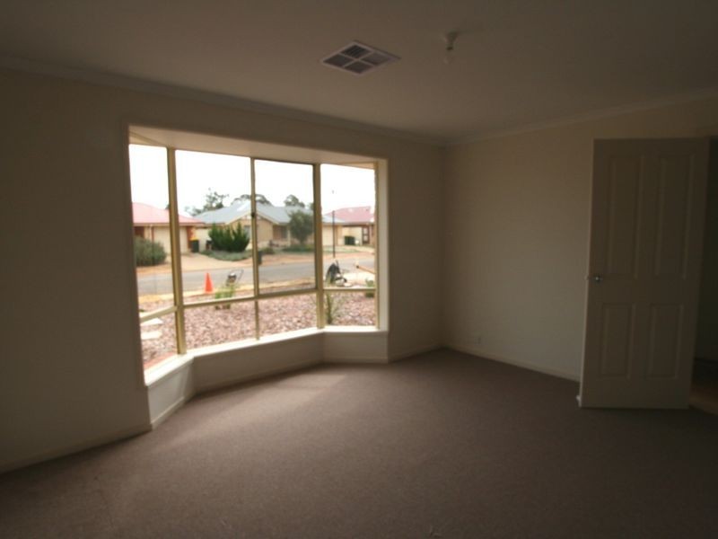 20 John Olsen Drive, Kadina SA 5554