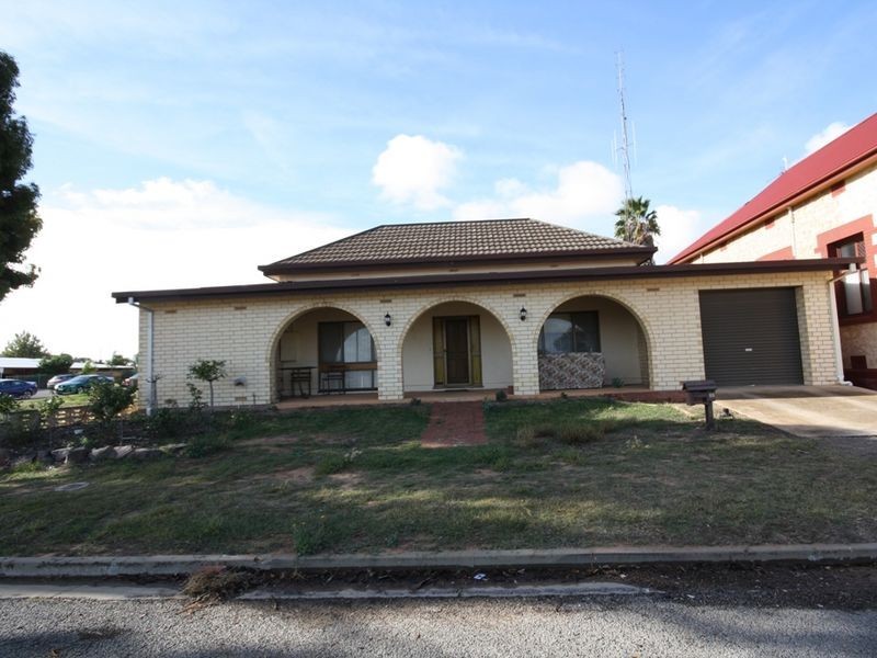 21 Elizabeth Street, Wallaroo SA 5556