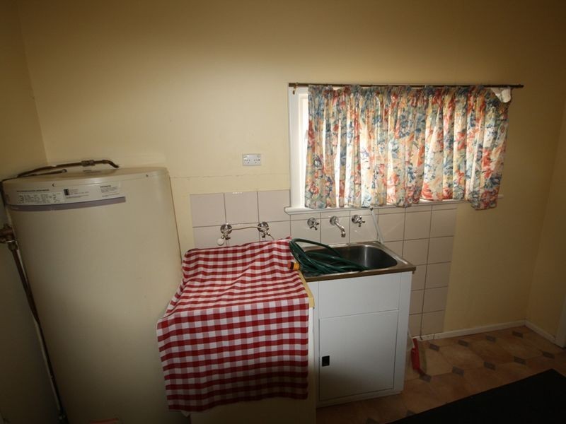 15 Irwin Street, Wallaroo SA 5556