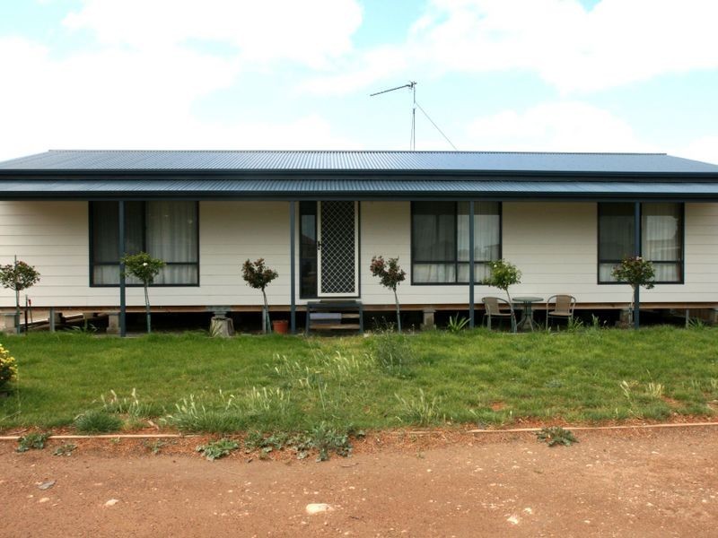 35 Lipson Road, Kadina SA 5554