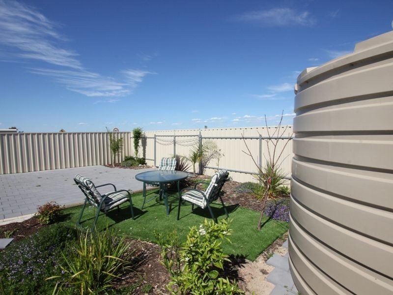 2a Clarke Street, Wallaroo SA 5556