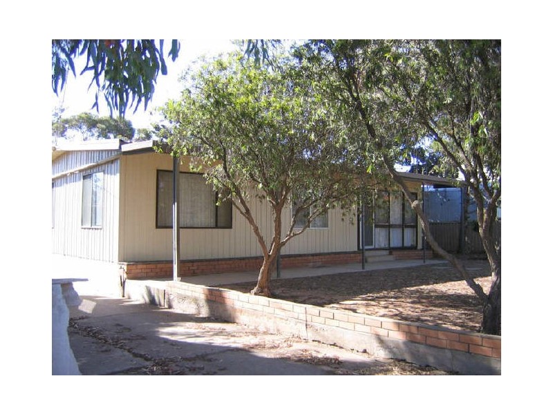5 Alice Street, Moonta Bay SA 5558