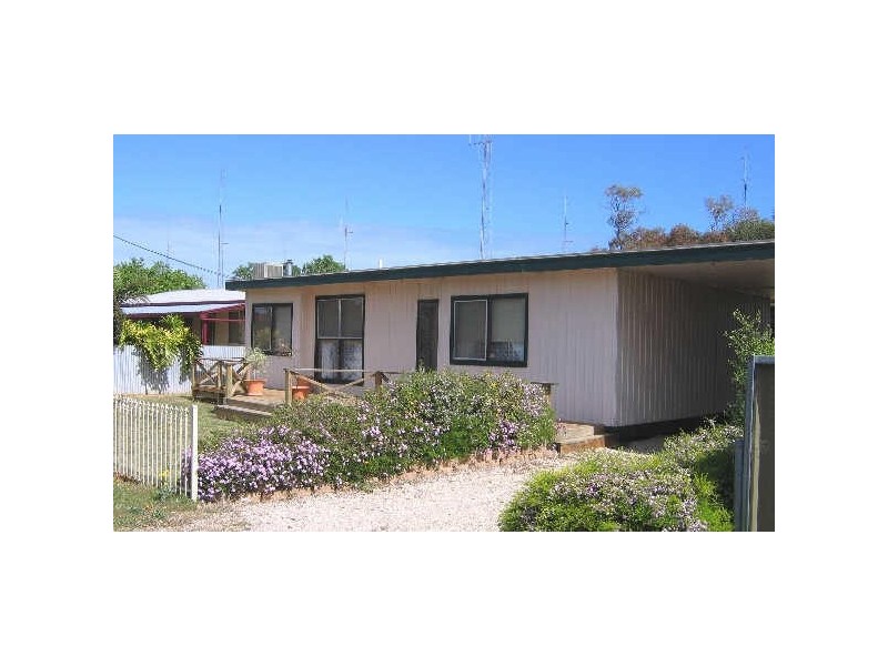 3 Playtime Parade, Moonta Bay SA 5558