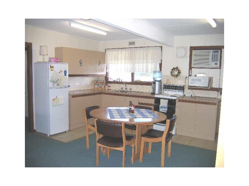 3 Playtime Parade, Moonta Bay SA 5558