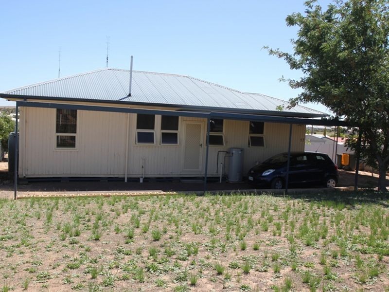 17 Calstock Street, Moonta Bay SA 5558