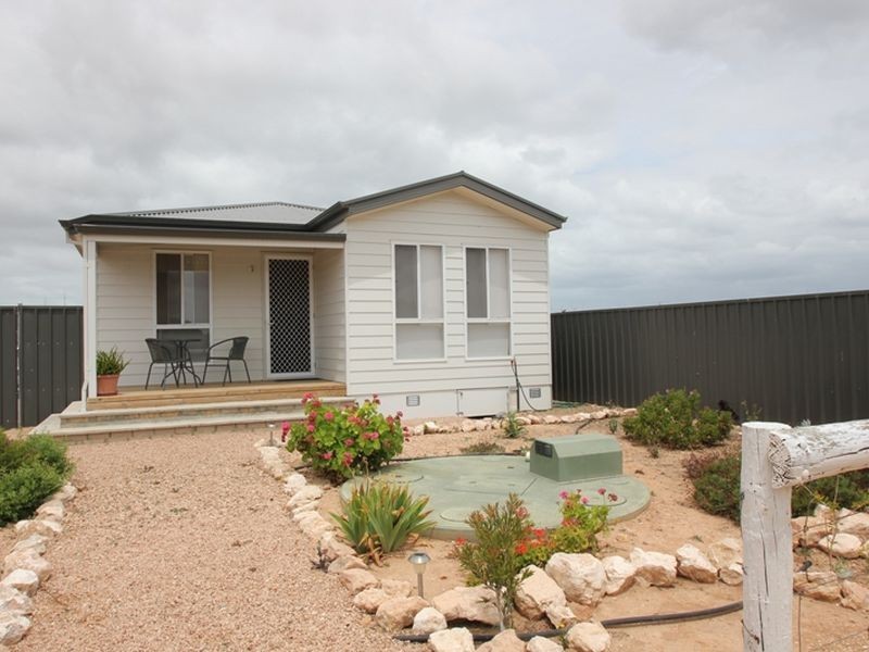 21 Andrew Street, Moonta Bay SA 5558