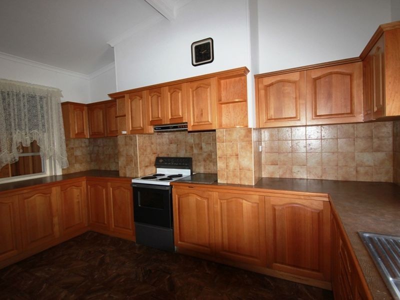 66 Robert Street, Moonta SA 5558