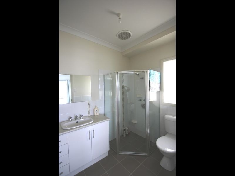 25 Gill Street, Moonta Bay SA 5558