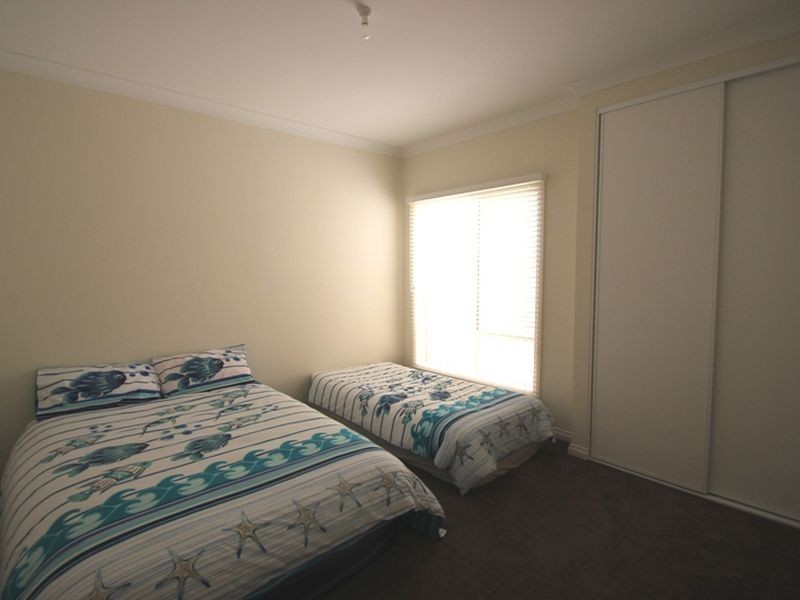 25 Gill Street, Moonta Bay SA 5558
