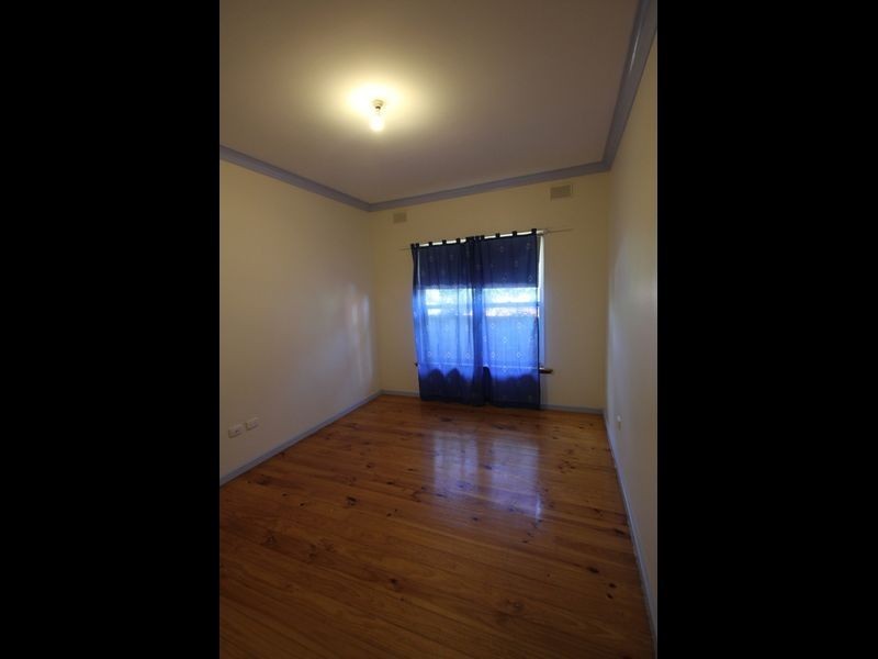 8 Carleton Crescent, Wallaroo SA 5556