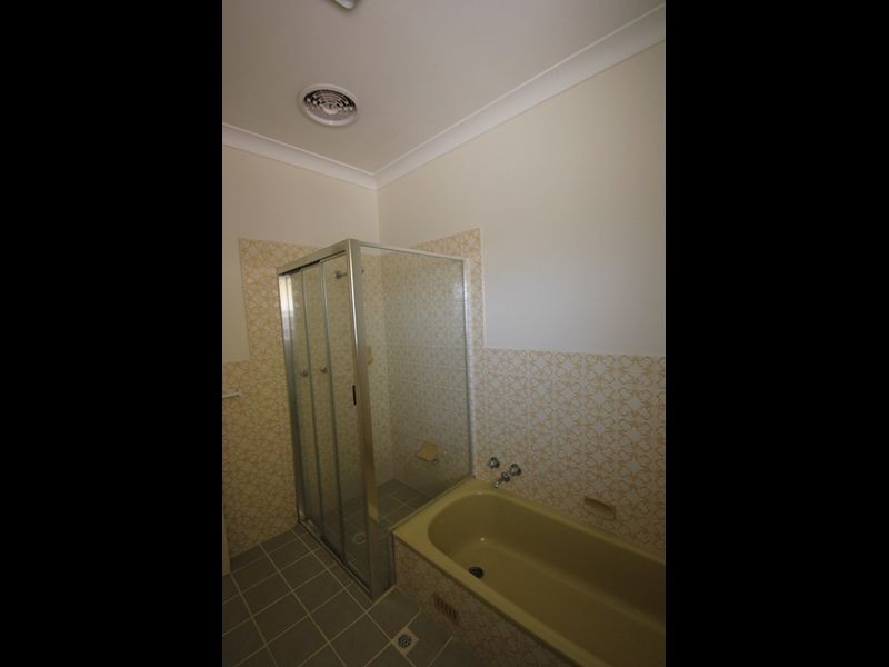 8 Carleton Crescent, Wallaroo SA 5556