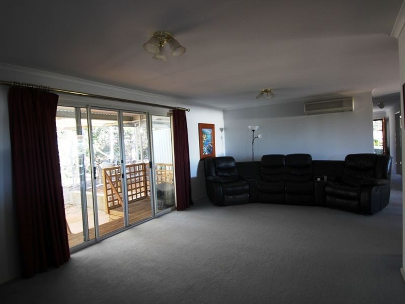 28 Clinton Road, Maitland SA 5573