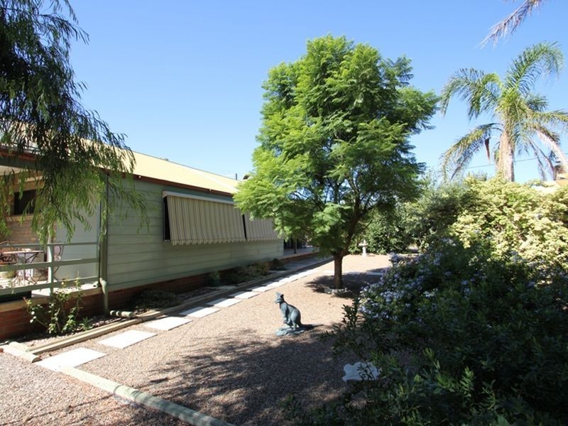 116 Bay Road, Moonta Bay SA 5558