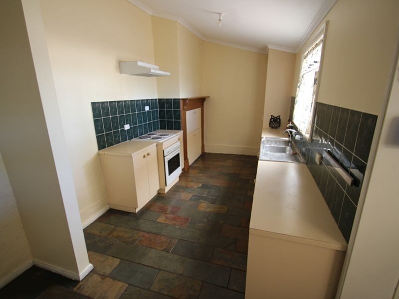 87a Robert Street, Moonta SA 5558