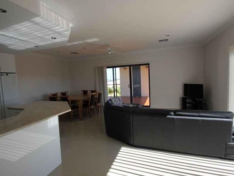 39 Islesworth Street, Wallaroo SA 5556