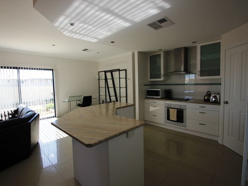 39 Islesworth Street, Wallaroo SA 5556