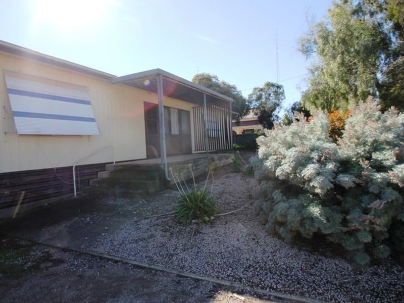 3 May Street, Wallaroo SA 5556