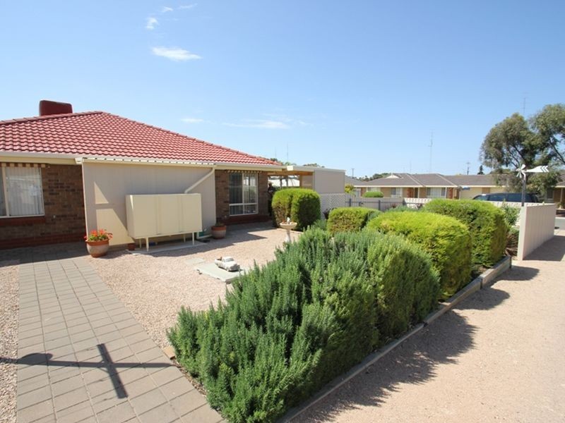 2 Marilyn Street, Moonta Bay SA 5558