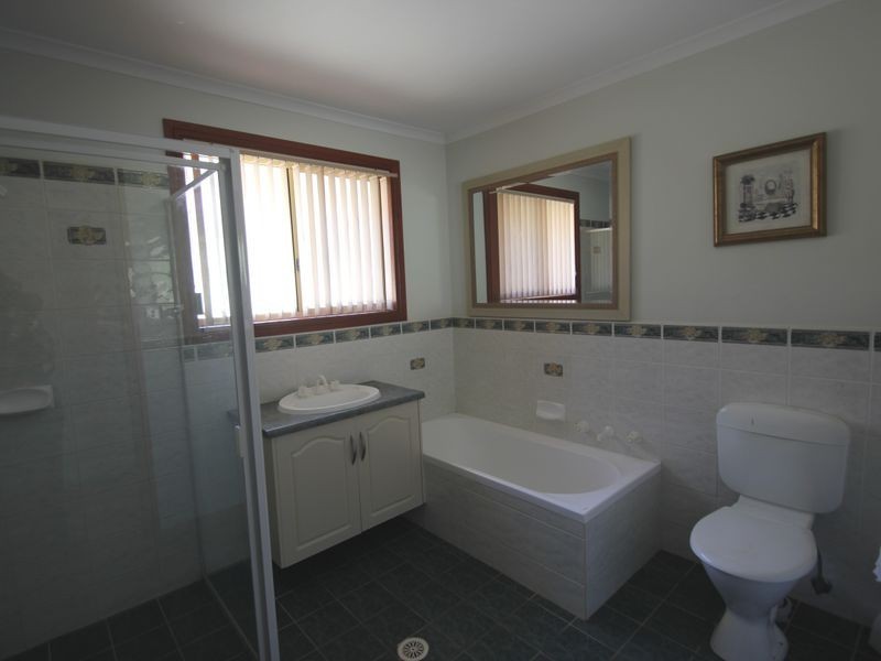 6 Gilmore Crescent, Wallaroo SA 5556