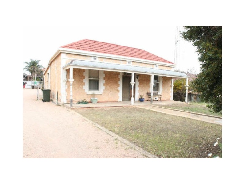 121 Bay Road, Moonta Bay SA 5558