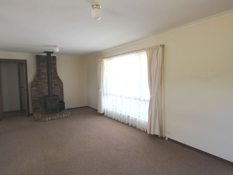 24 Woodforde Drive, Wallaroo SA 5556