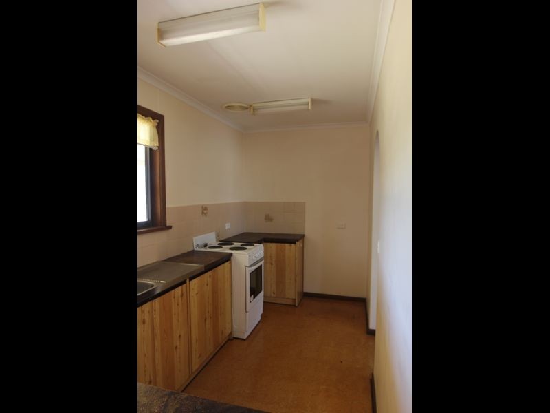 24 Woodforde Drive, Wallaroo SA 5556