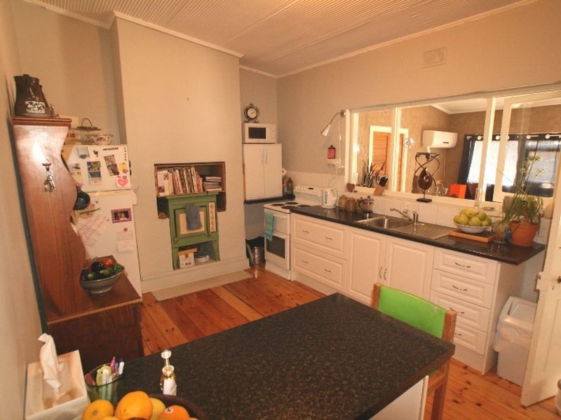 106 George Street, Moonta SA 5558
