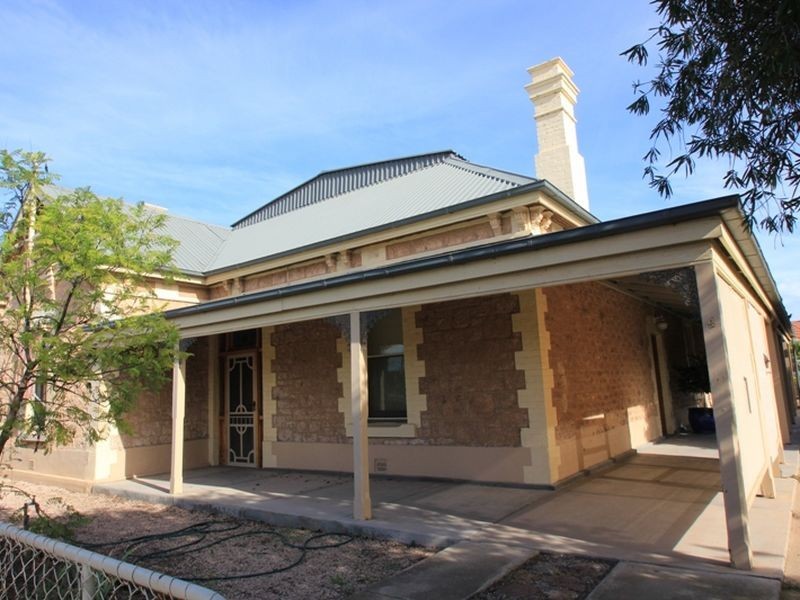 4 Hall Street, Wallaroo SA 5556