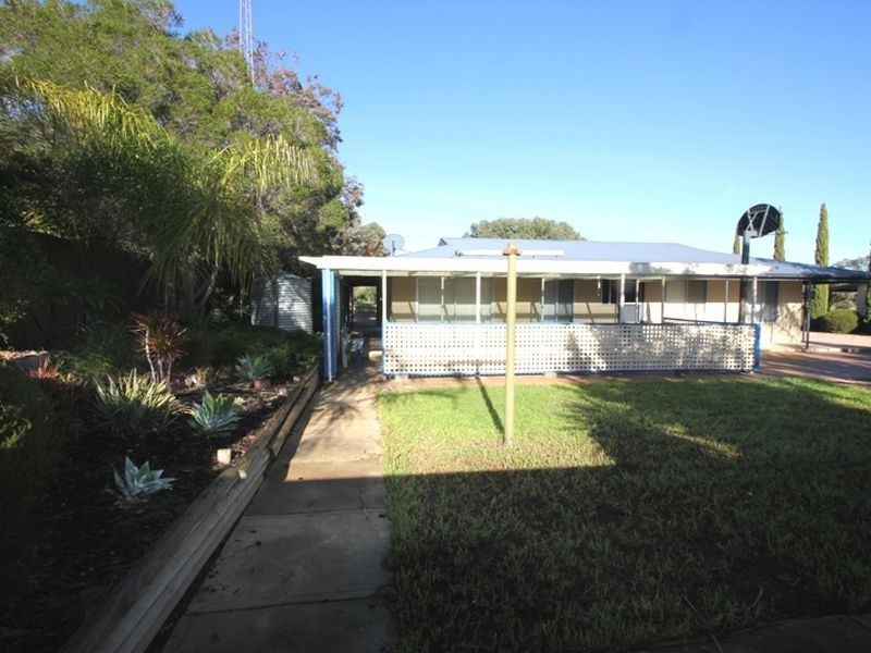 95 Cornish Terrace, Wallaroo SA 5556